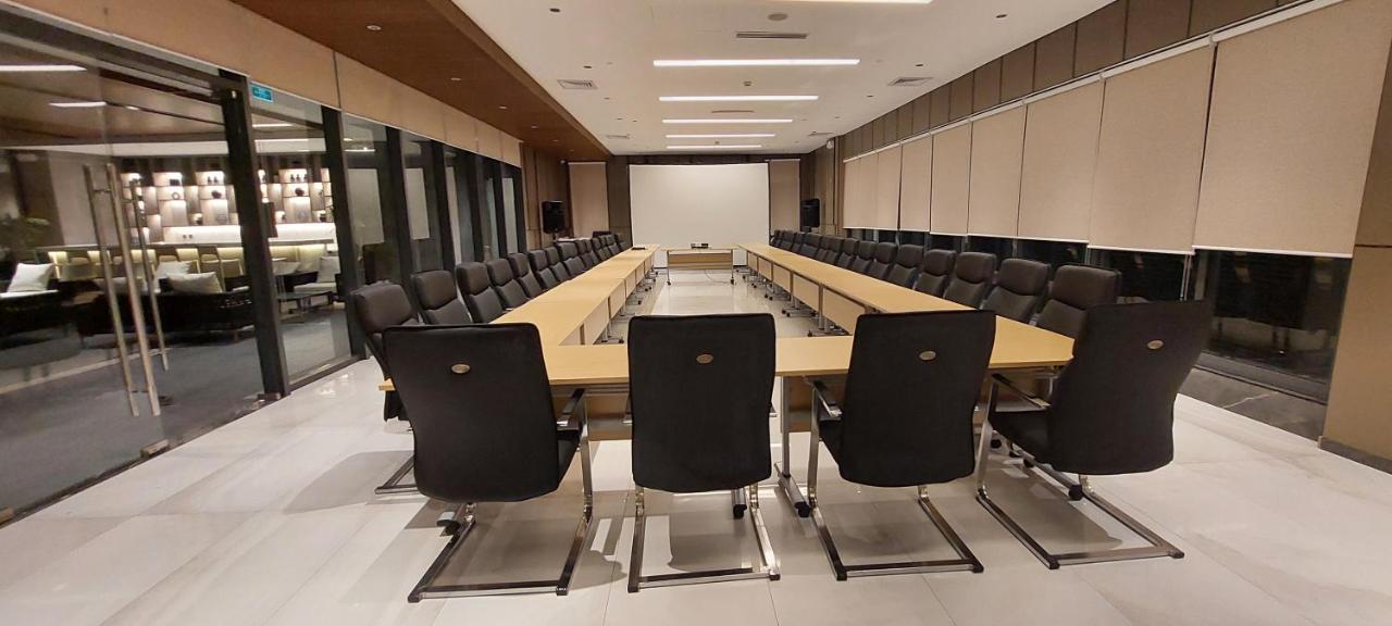 Bayprime Hotel Paranaque City Ngoại thất bức ảnh